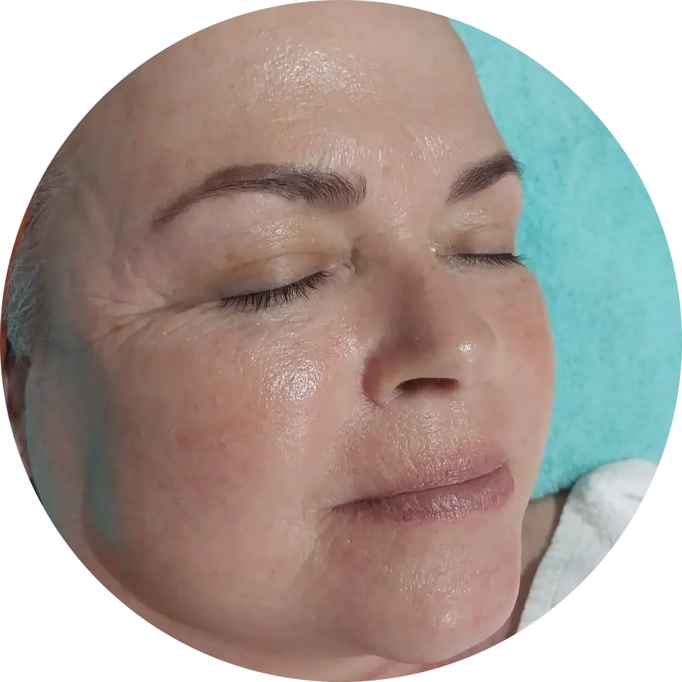 SH'ZEN Lymphatic Facial, Eyebrow and eyelash tinting, done by La Oliva Beauty Salon In Brackenfell.